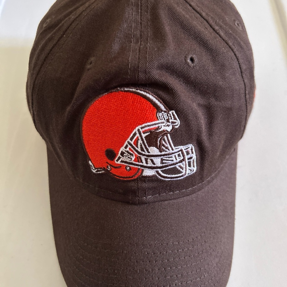NFL Cleveland Browns New Era 9Twenty Hat Cap Adjustable Strap Back Brown OSFM